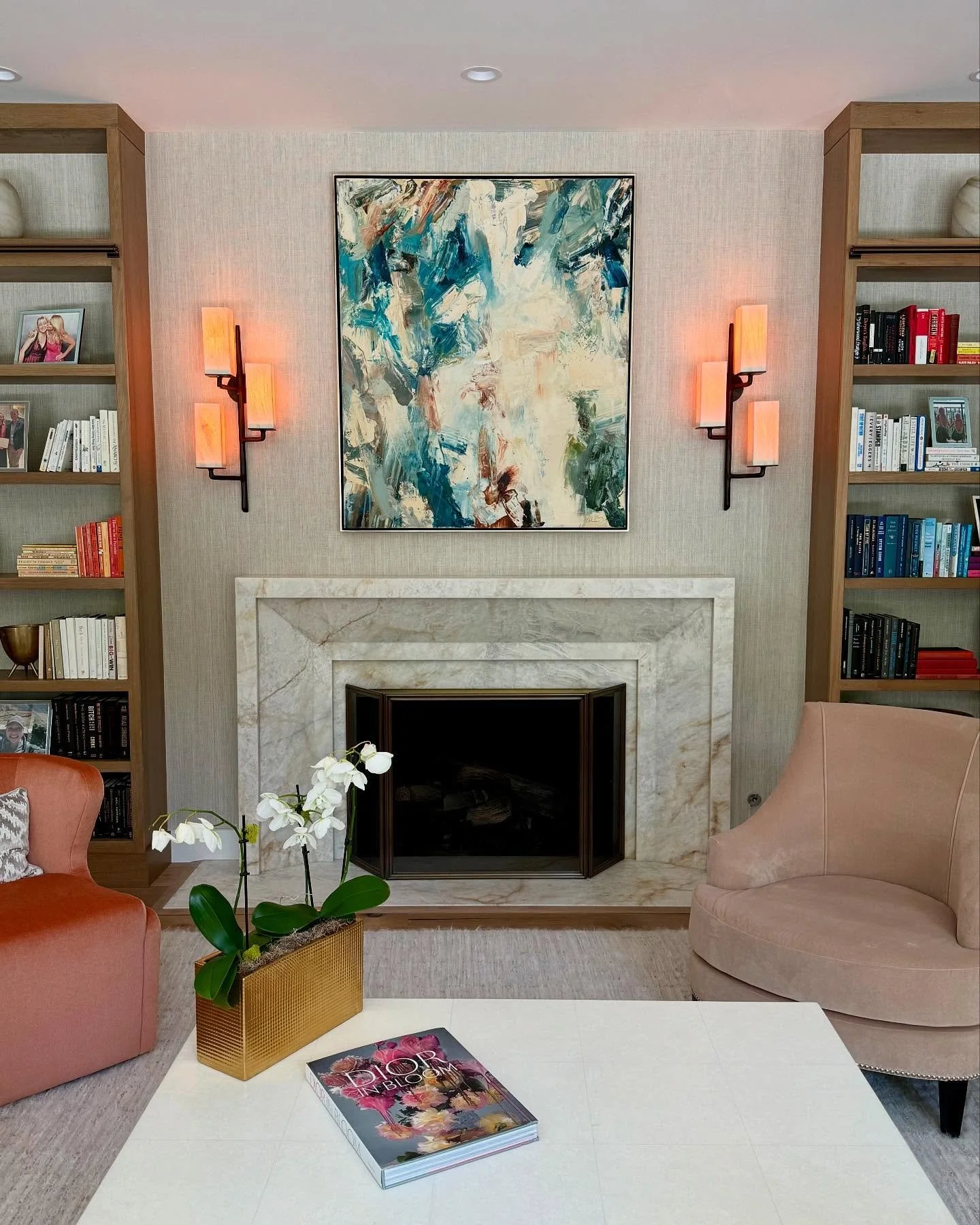 A well-placed painting can make a room!  John DiPaolo&rsquo;s &ldquo;In the Clear&rsquo; makes a brilliant and profound impact. 🤩

Oil on enamel on canvas
54 x 46 inches
#fineart #oilpainting #mixedmediaartist #fineartist #contemporaryart #contempor