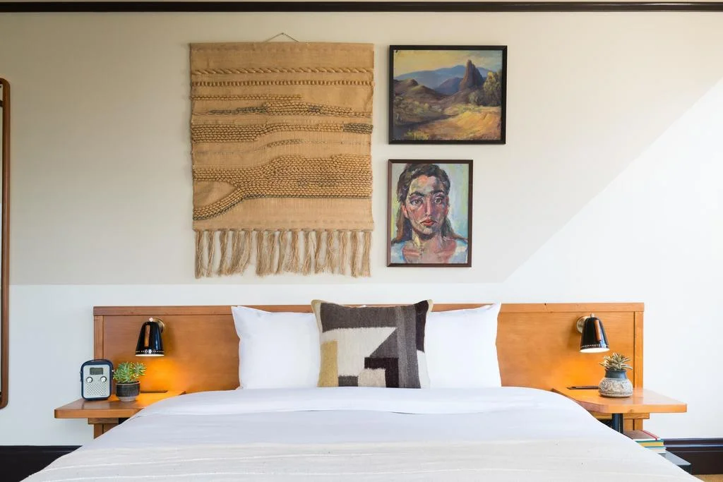 HOTEL - LA