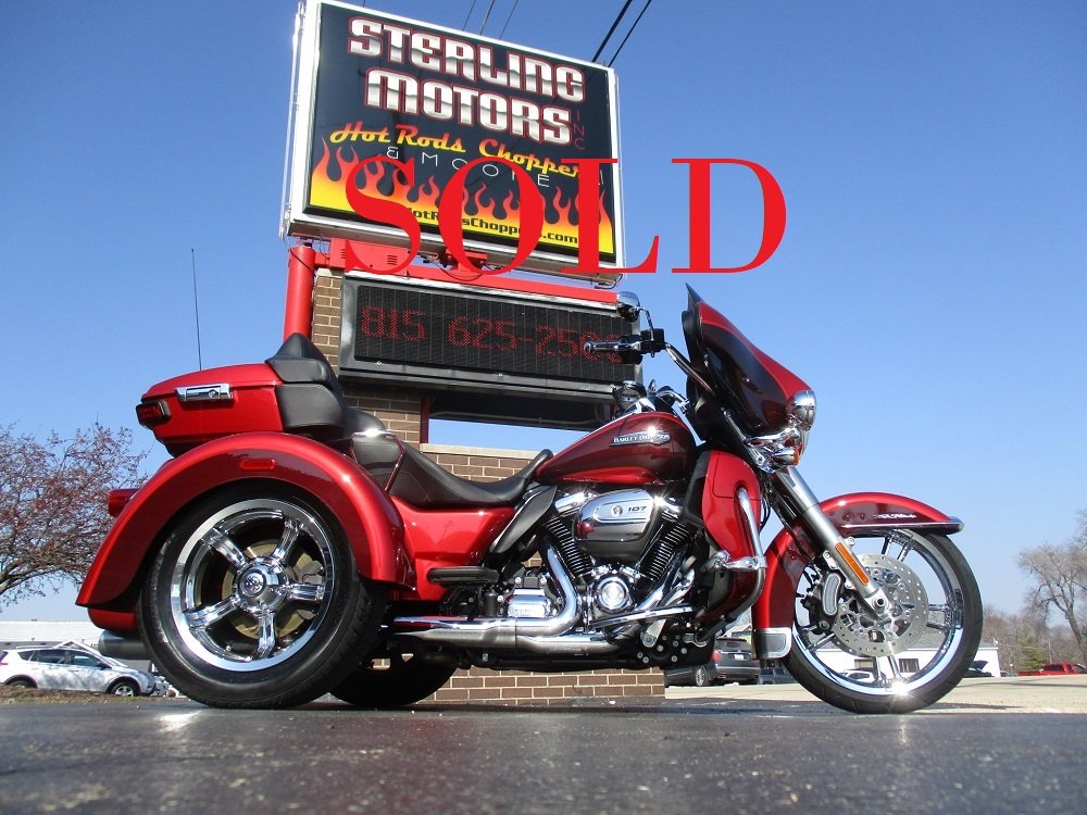 18 Tri Glide SOLD.JPG