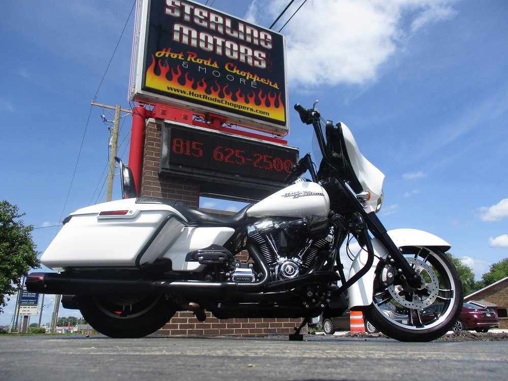 2017 H-D FLHXS Stage II Street Glide w/ 6,447 Miles