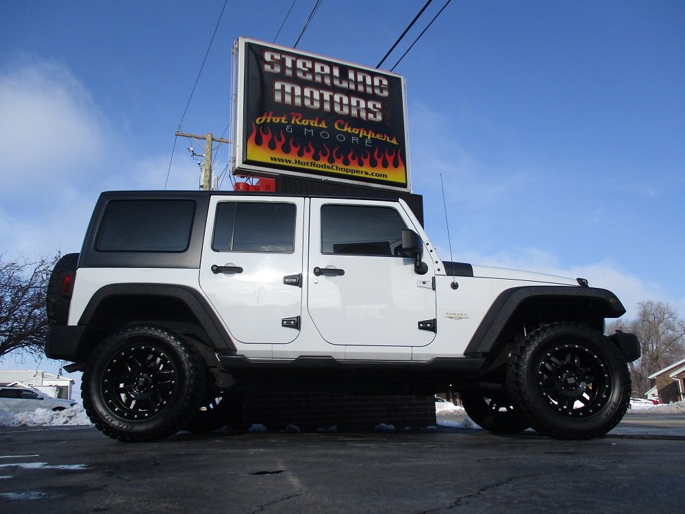 2015 Jeep Wrangler Unlimited Sahara 4x4 Custom