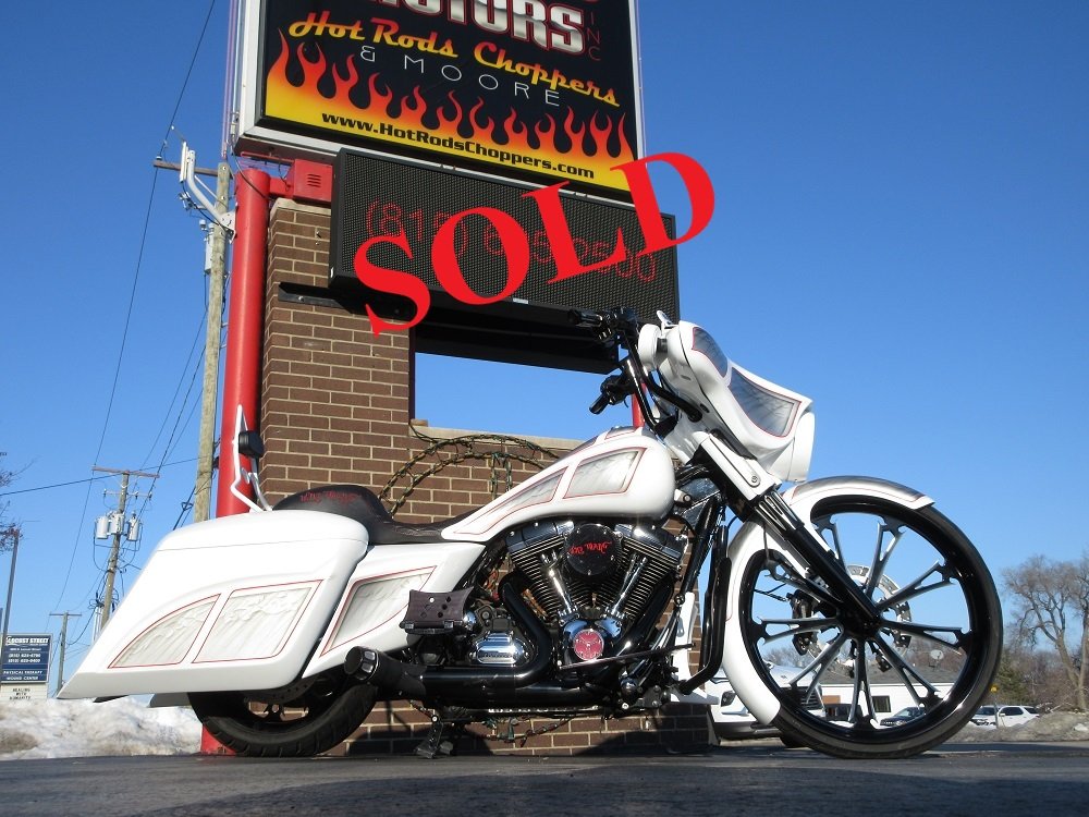 2011 FLHX 26 Custom - SOLD.JPG