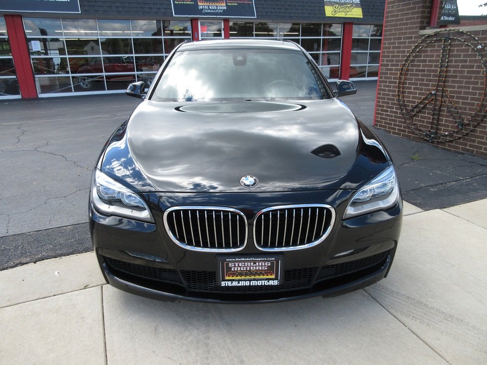 13 BMW LI - 02.JPG