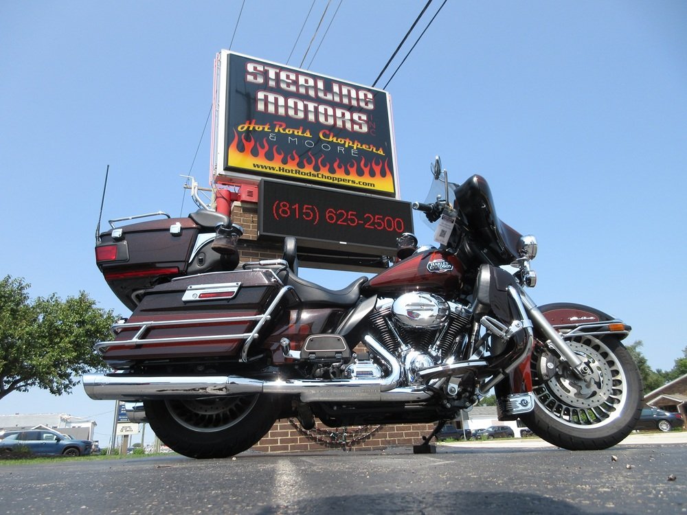 2011 H-D FLHTCU Root Beer Candy Ultra Classic