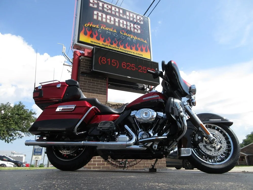 2012 H-D FLHTK New Diamond 800-Watt Sound System