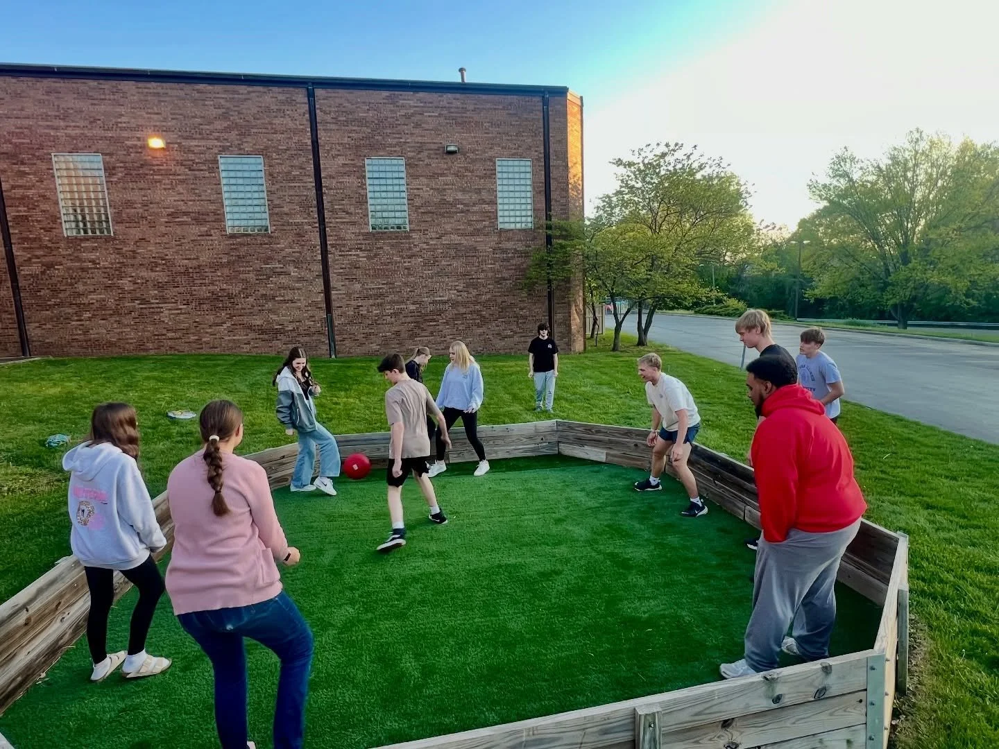What an amazing night! From fast-paced games on the court to Gaga and Kickball outside, our Youtherans brought the energy, laughter, and teamwork all evening long. 

We loved seeing everyone connect, compete, and just have a great time together. Mome