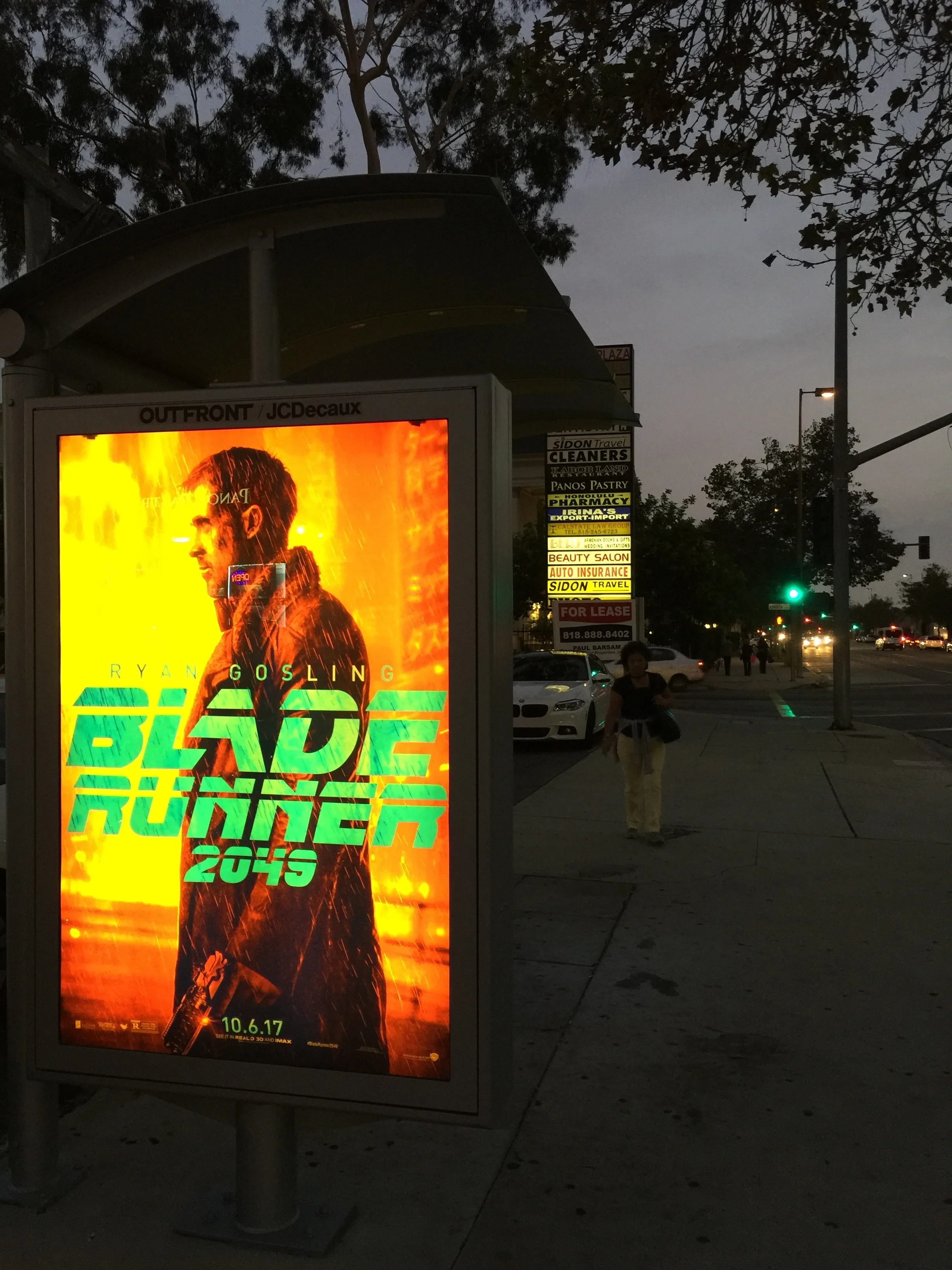 bladreunner 2049 bus stop.jpg