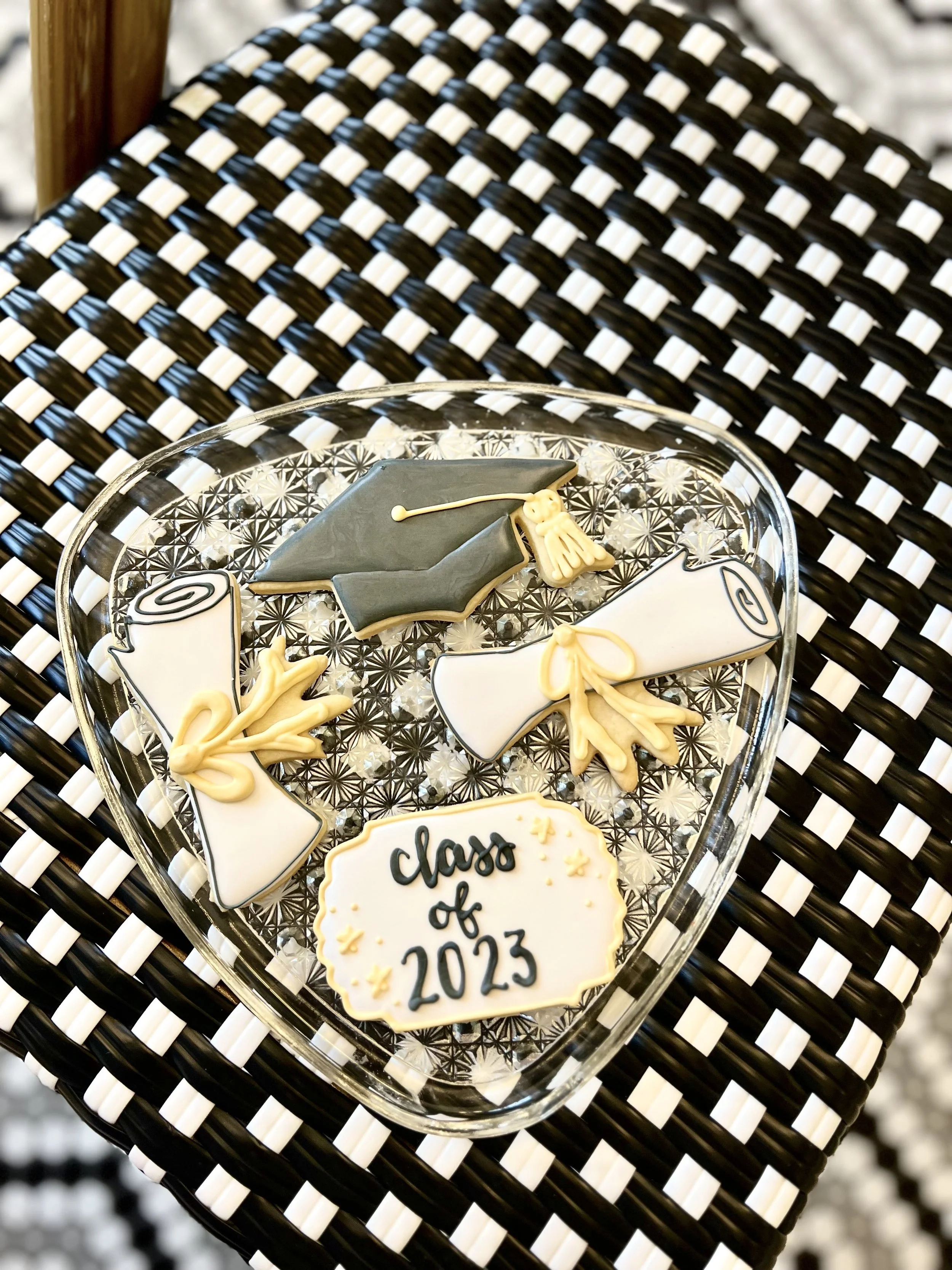 graduation cookies 23.jpeg