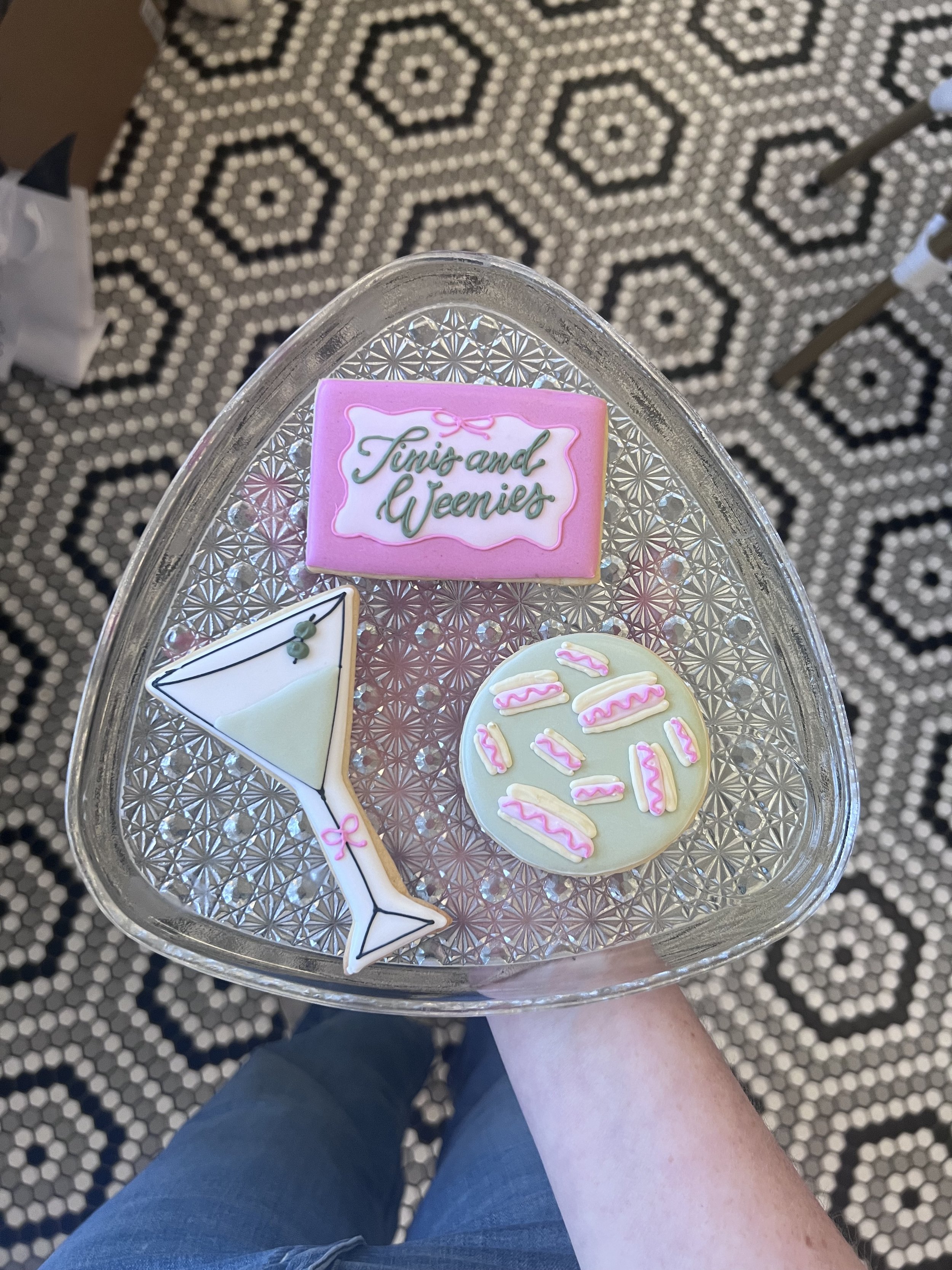 tinis and weenies bachelorette cookies 26.jpeg