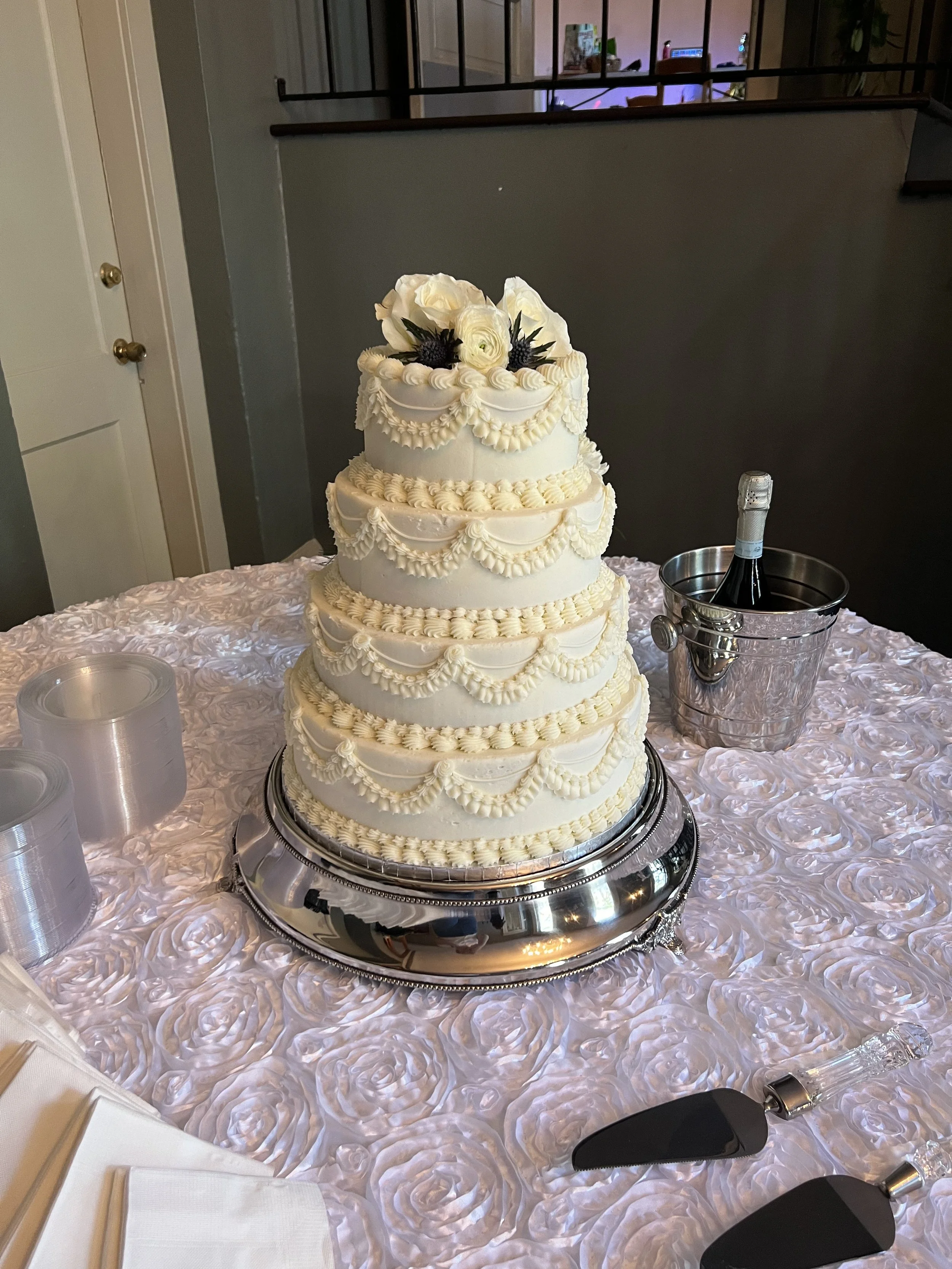 Kristin Morin wedding cake 24.jpeg