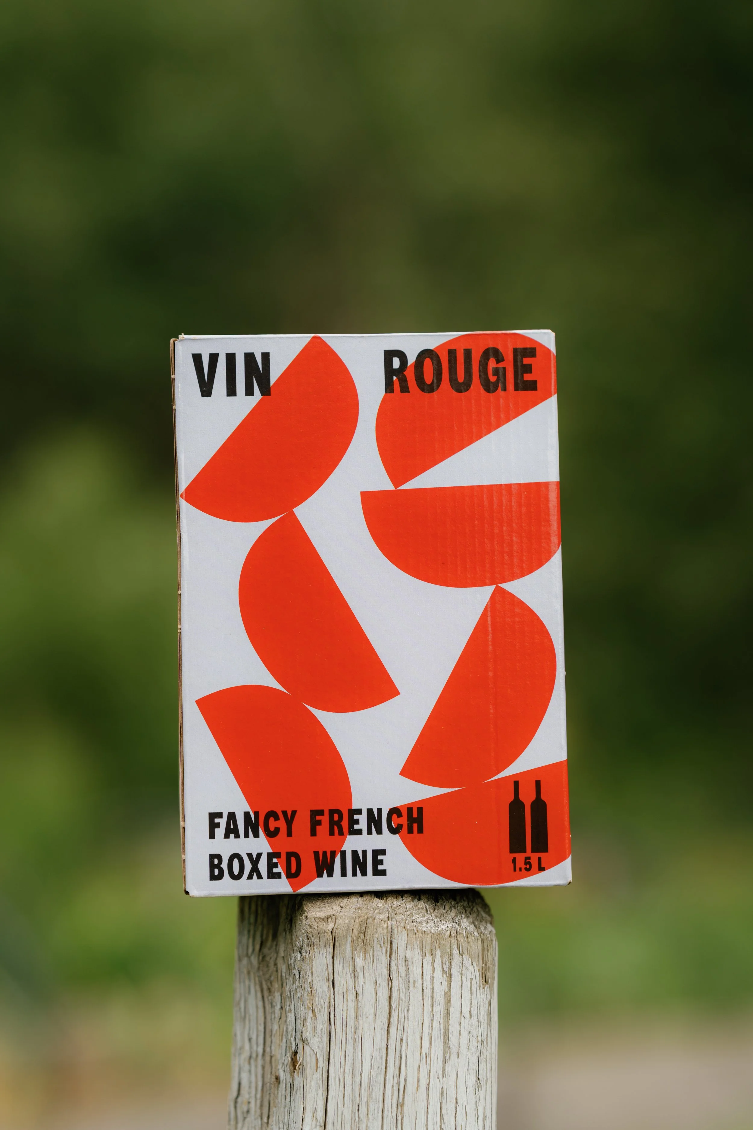 Ami Ami boxed red wine