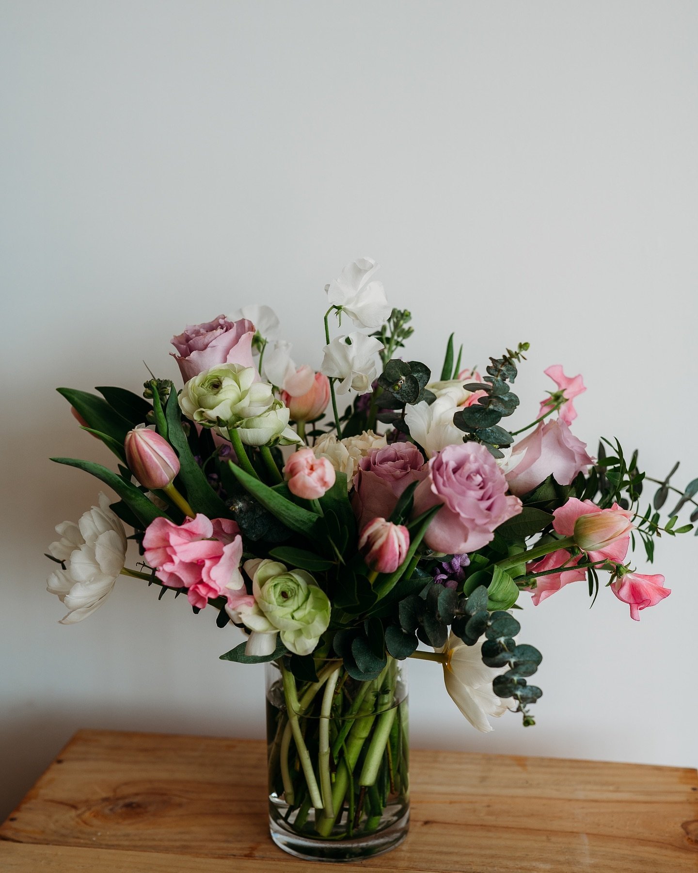 Hi lovelies! Please don&rsquo;t forget to pre-order your flowers for Mother&rsquo;s Day! It&rsquo;s a huge help for planning purposes, and while we will have some grab and go bouquets available that weekend with pre-orders you can make sure you get t