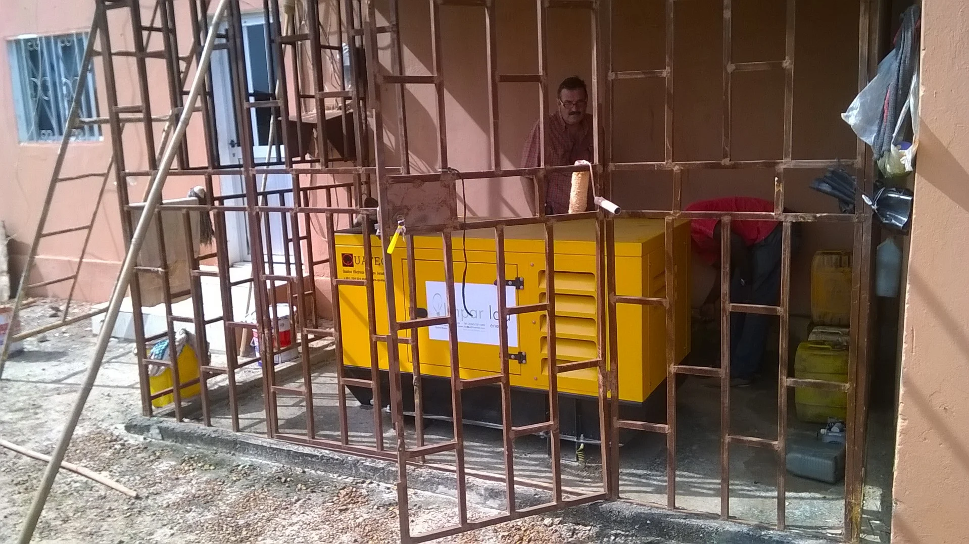 Gerador a diesel insonorizado 12kva