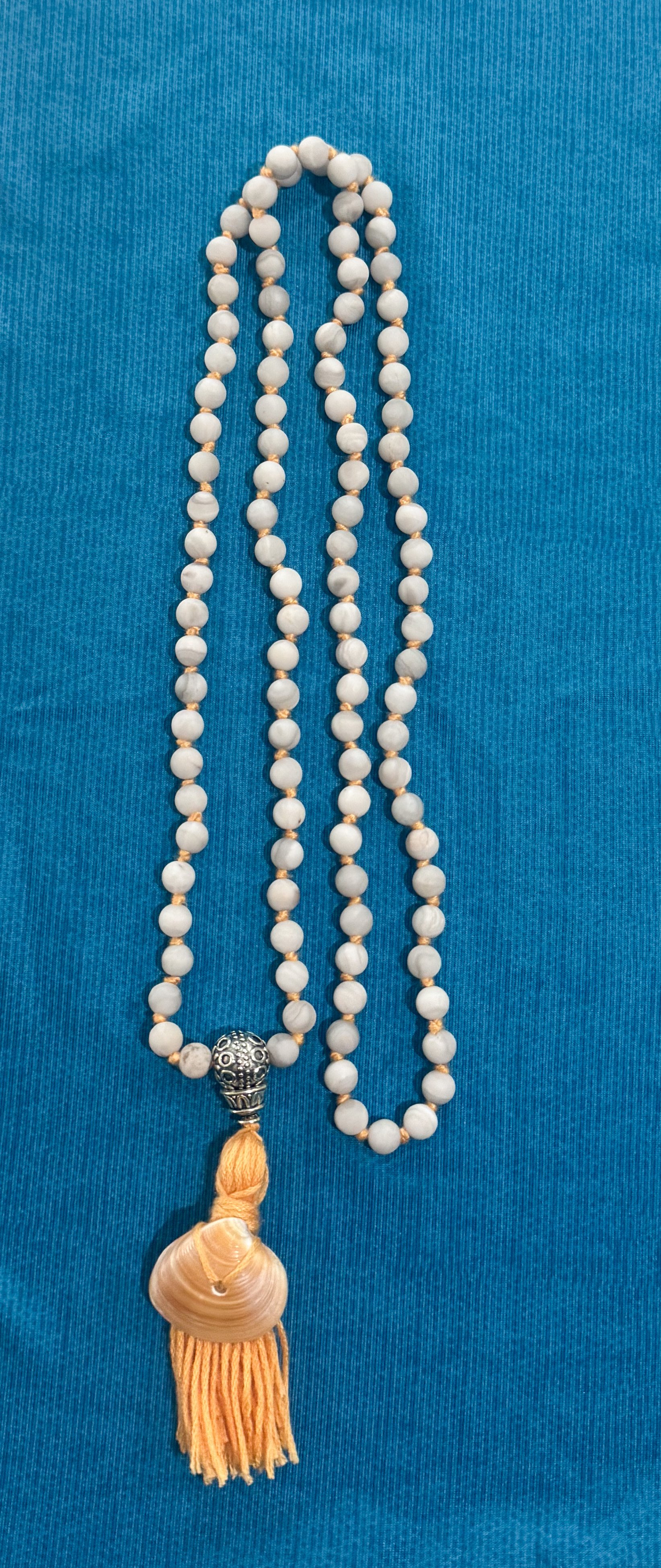 Handmade Mala: white lace agate