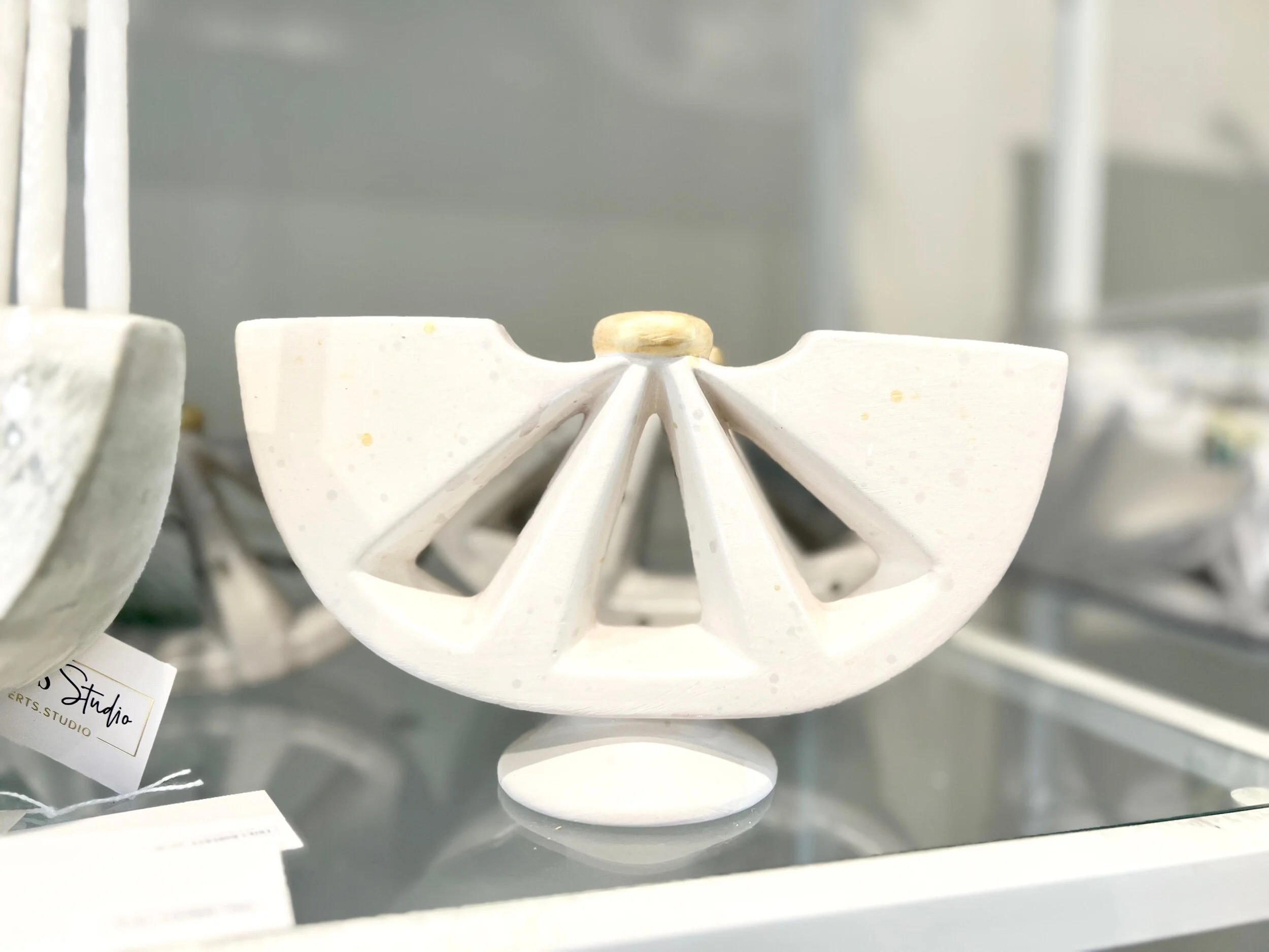 FF57D5B9-3BEB-4053-BC0E-ACF8CBC7A540