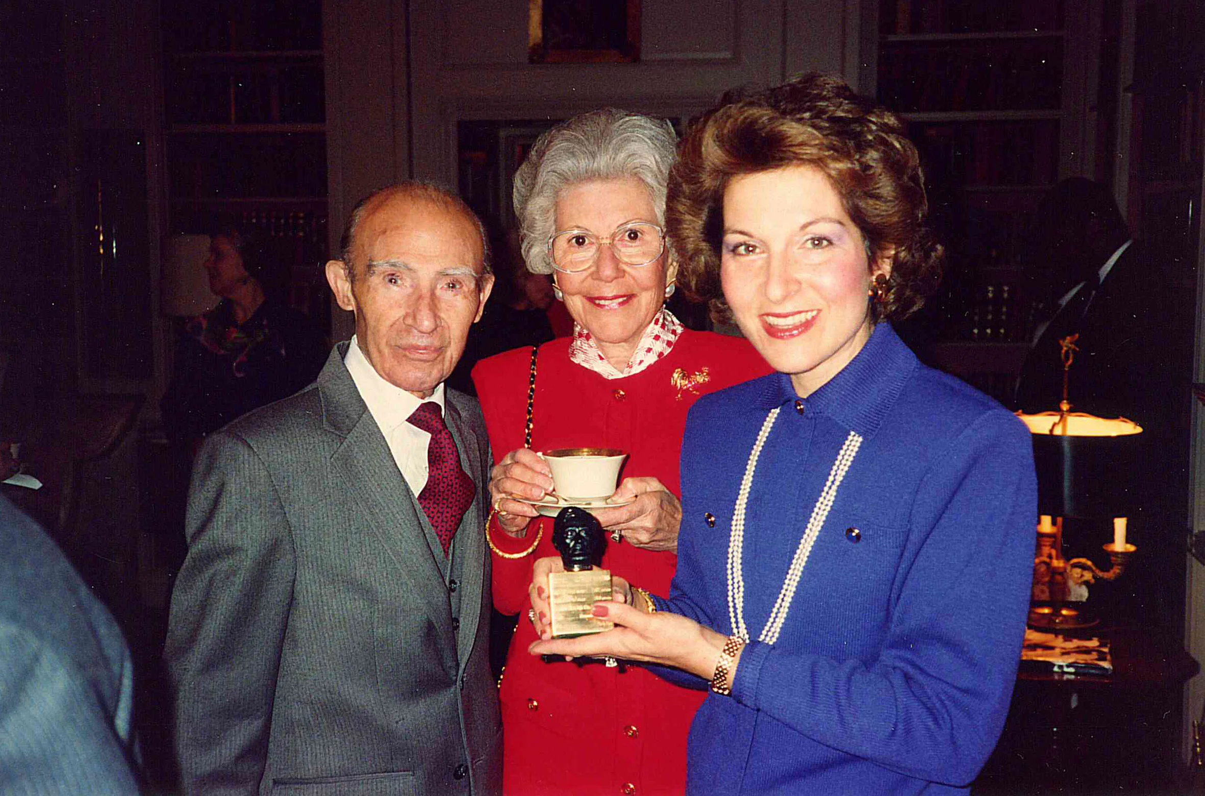 Harry Kazanjian (left) Rose Kazanjian (middle) Carol Kazanjian (right) at the White House during Ronald Regan's presidency. 