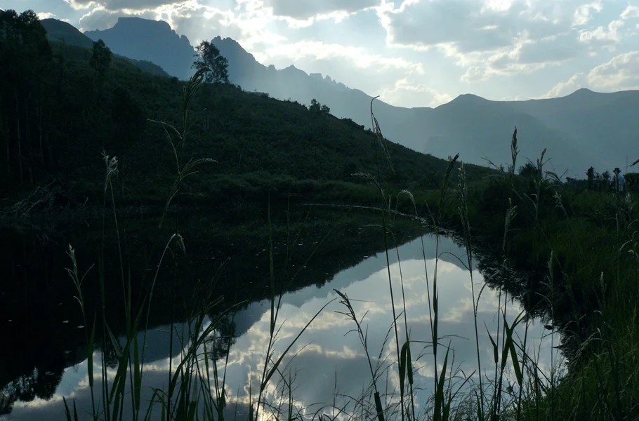 Exploring the Drakensberg: What to do in and around Champagne Castle. South Africa's tallest mountain range, the Drakensberg ('dragon mountains') are home to a UNESCO World Heritage Site, priceless rock art and a lot of eager travelers inspired by the wildlife and stunning landscapes. One of the tallest mountains, Champagne Castle, lies in a valley offering activities for any type of holiday. From horse riding, golf, bowls and tennis to white water rafting, quad biking and non-outdoorsy options (craft stalls, choir concerts and coffee shops), there is a lot to do, see and eat in this beautiful destination.