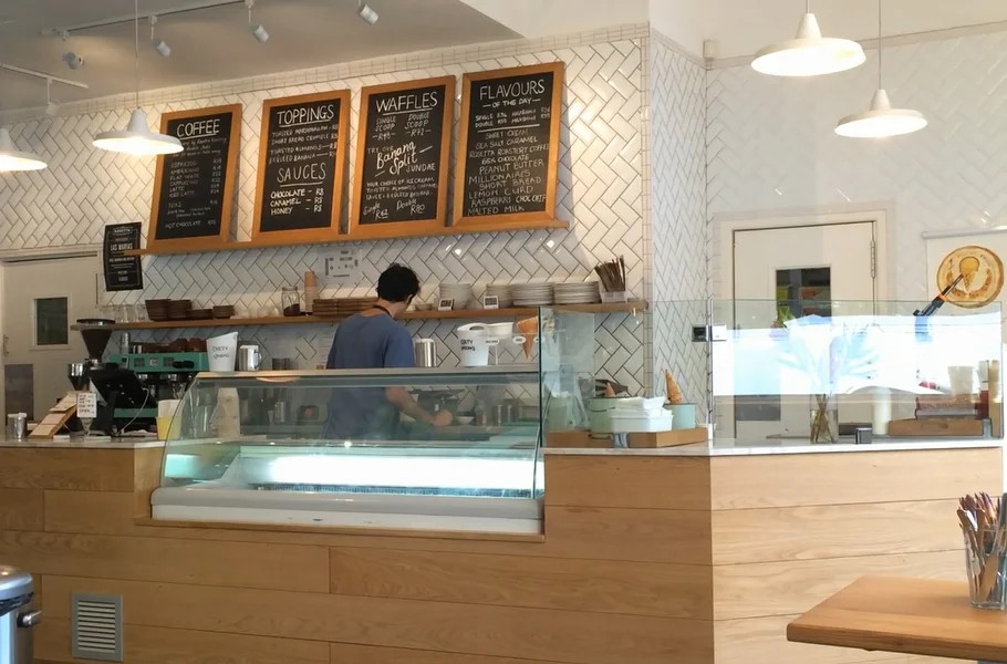 From gorgeous beaches to seaside running routes and urban parks, there is so much to love about Cape Town. This South African city is known for its stunning views and mountains, and welcomes visitors with a smile and delicious food. Here is a local's guide to some Cape Town favourites, after more than four years living in the city.