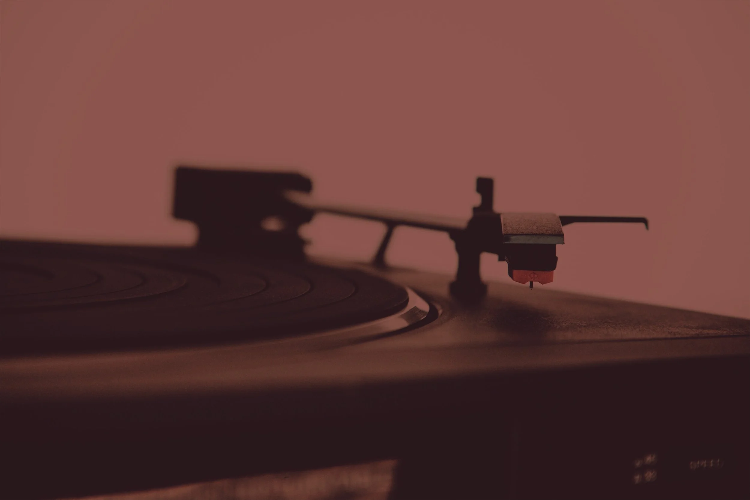 listenpexels-photo-96857.jpg