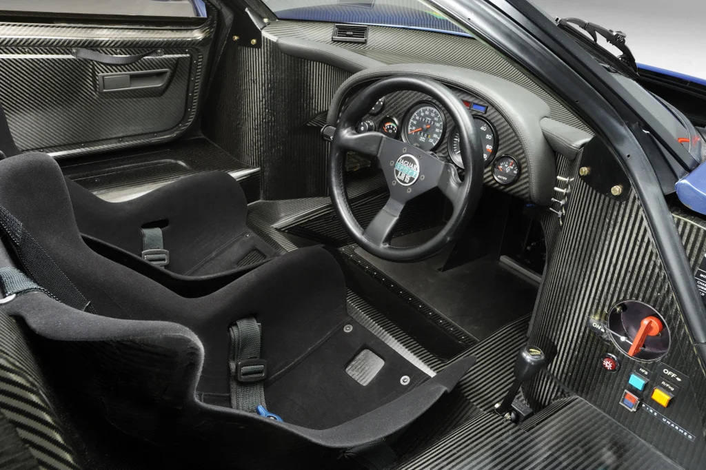 interior%201%20(1)_12322.jpg
