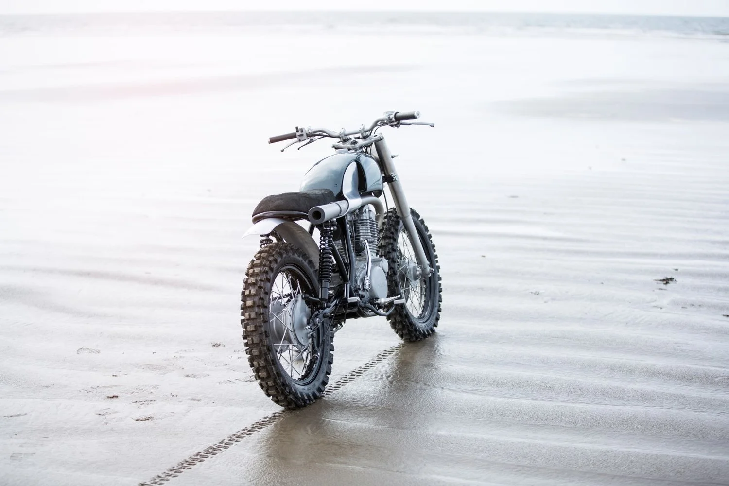 Auto+Fabrica+Type+7X+(4)+(Large).jpg