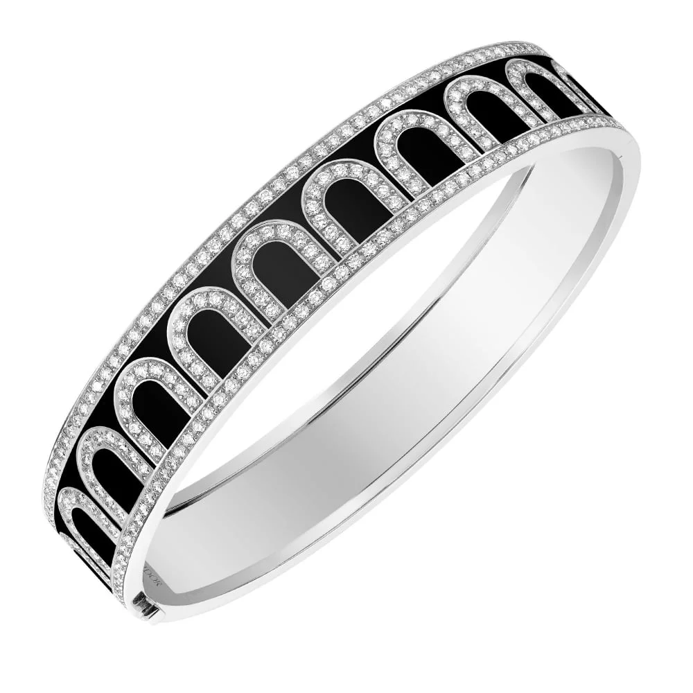 white-gold-larc-de-davidor-bangle-gm-caviar-lacquer-palais-diamonds-p12393-19406_image.jpg