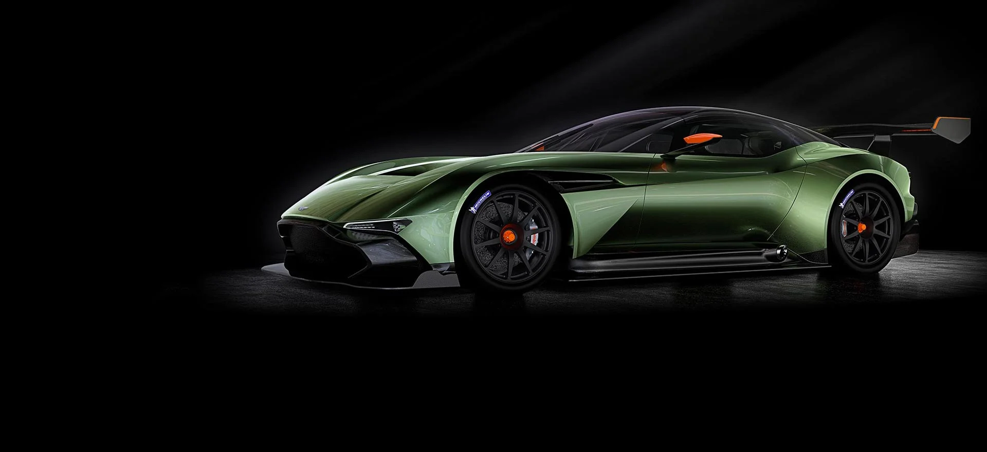 aston-martin-vulcan.jpg