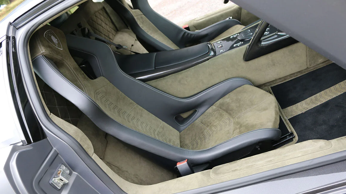 reventon-15.jpg