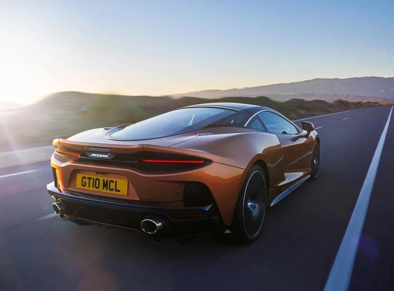 new_mclaren_gt_2.jpg