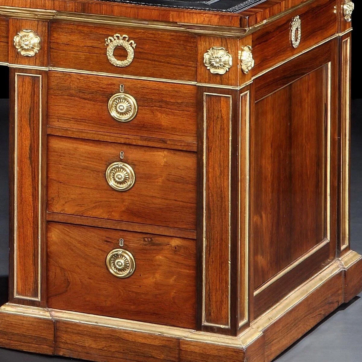 ButchoffAntiques2762017T181943.96.jpg