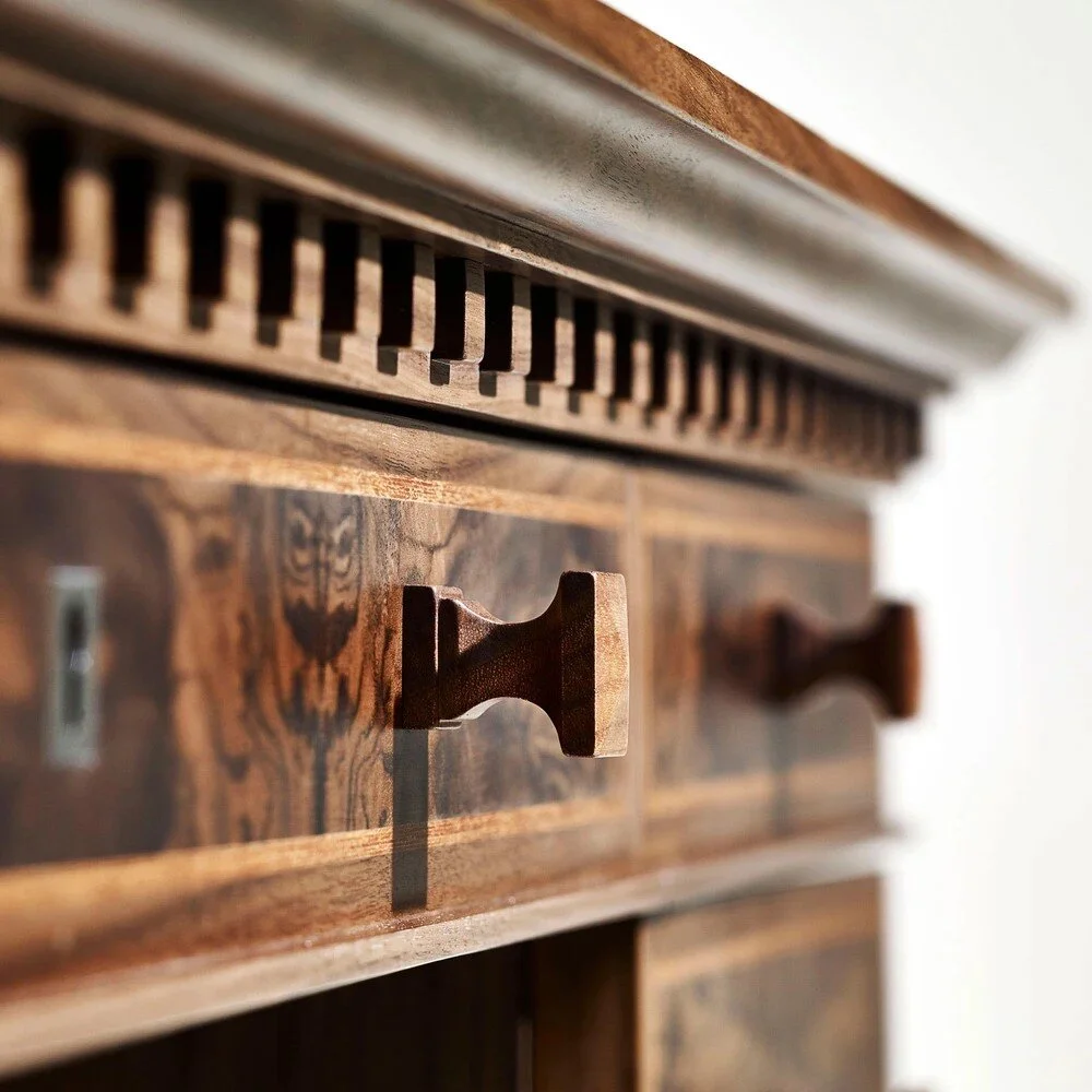linley-classic-2017-pedestal-desk-_2_1000x1000.jpg