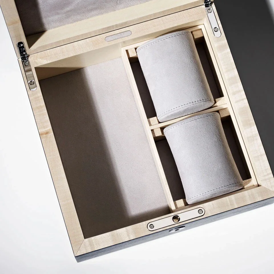 henley_box_inside_5_5_1_1_1_2500x2500.jpg