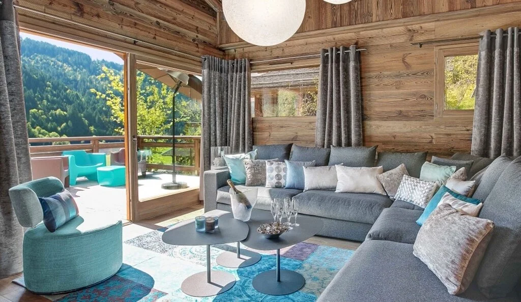 5-two-free-hold-ski-chalets-for-sale-in-la-clusaz-ski196.jpg