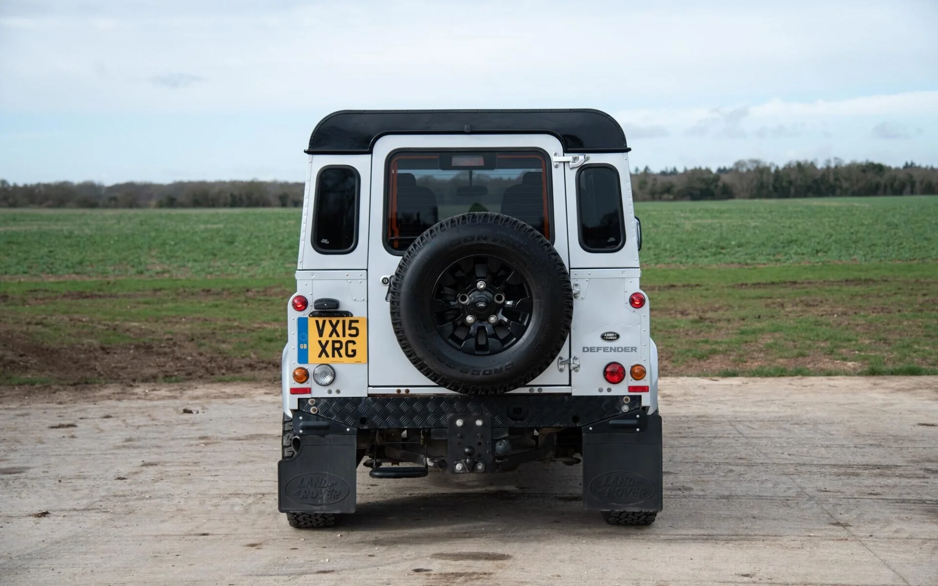 Defender-90-XRG-4.jpg