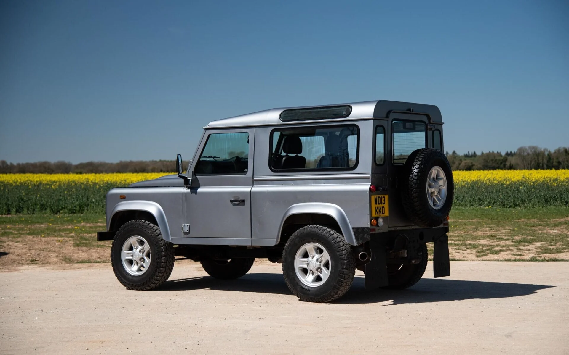 Defender-90-KKO-2.jpg