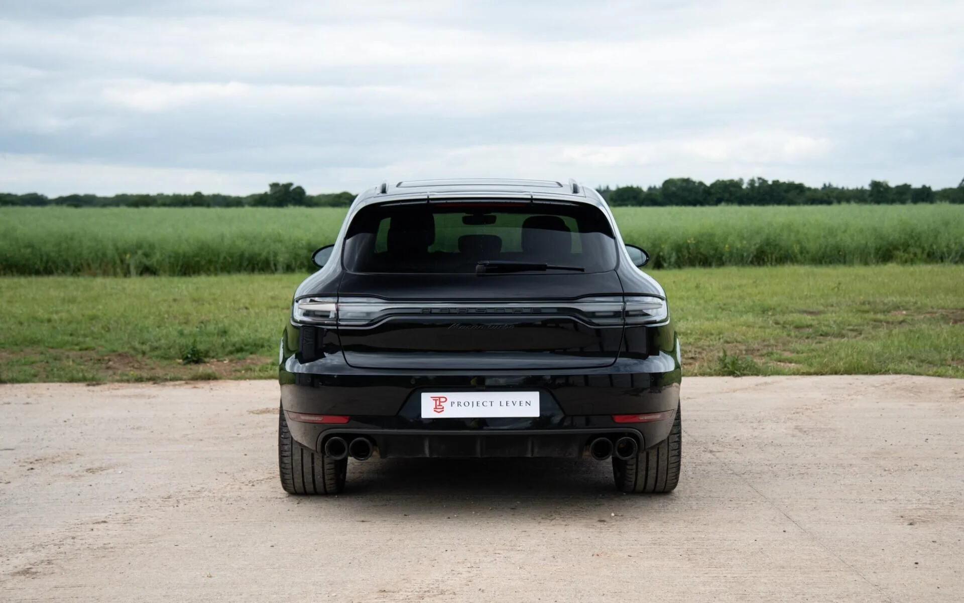Macan-Turbo-WUY-4.jpg