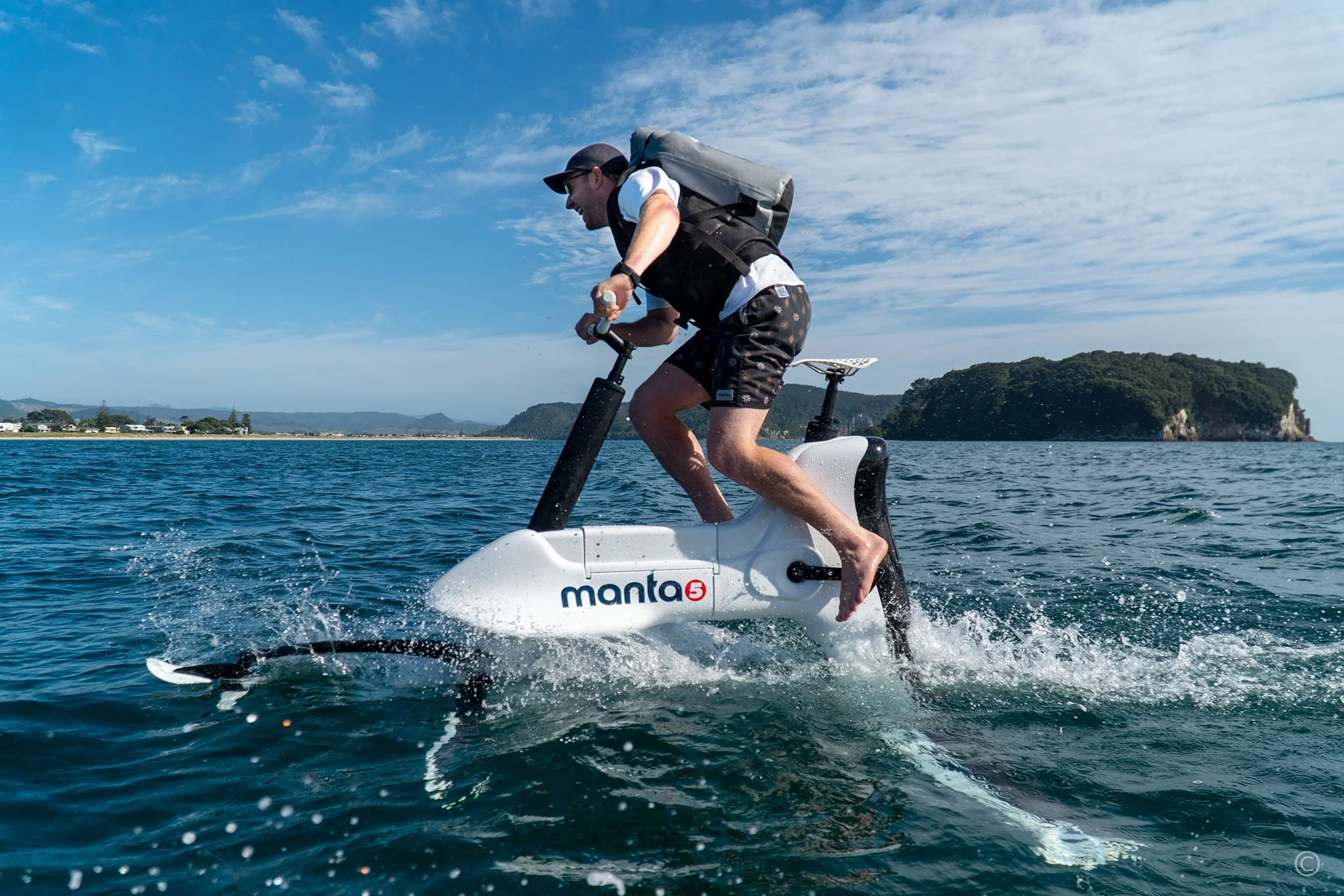 Manta5-XE-1-Hydrofoil-Bike-6.jpg