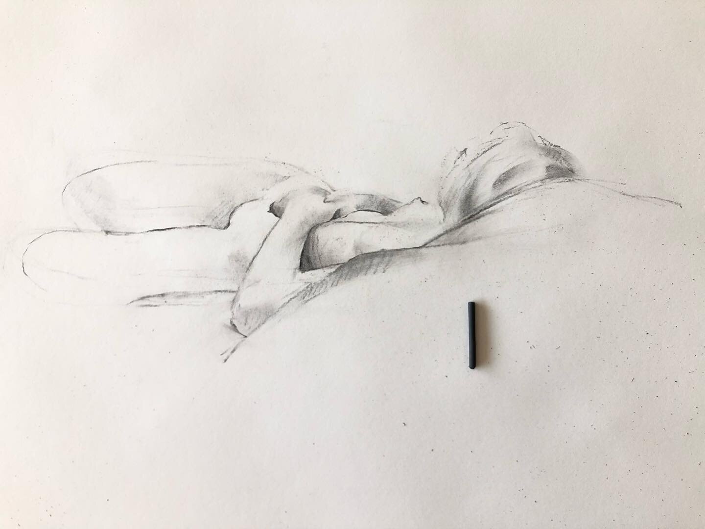 I haven&rsquo;t drawn this big or on this paper for quite awhile. But maybe it&rsquo;s time to mix it up a little. #figuredrawing #lifedrawing