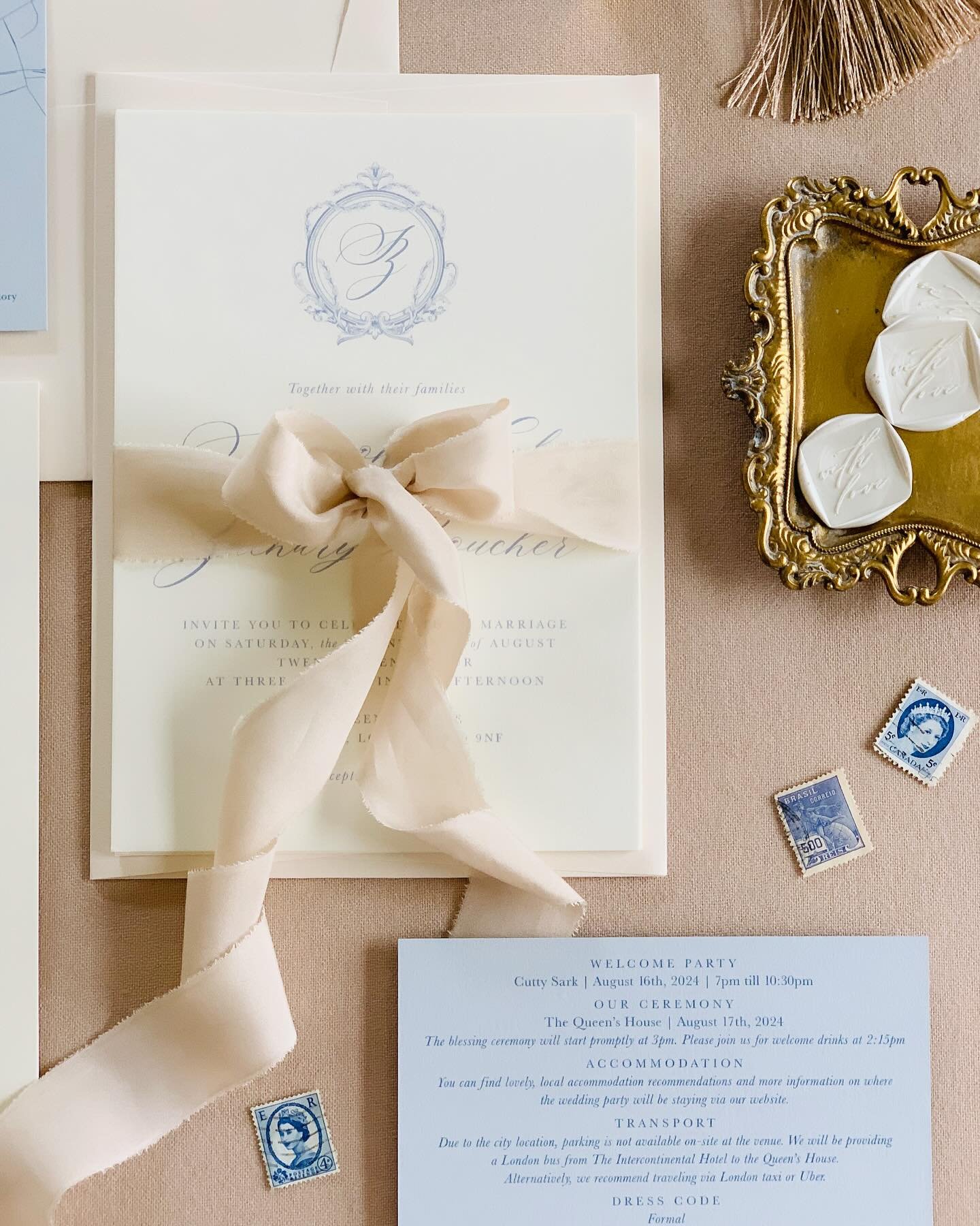 Elegant and chic for S&amp;Z&rsquo;s summer wedding! 

#sailawaywithme 
#londonweddings 
#thequeenshousegreenwich 
#elegantandchic 
#maritimefeels 
#greenwichweddings 
#blushandpaleblue