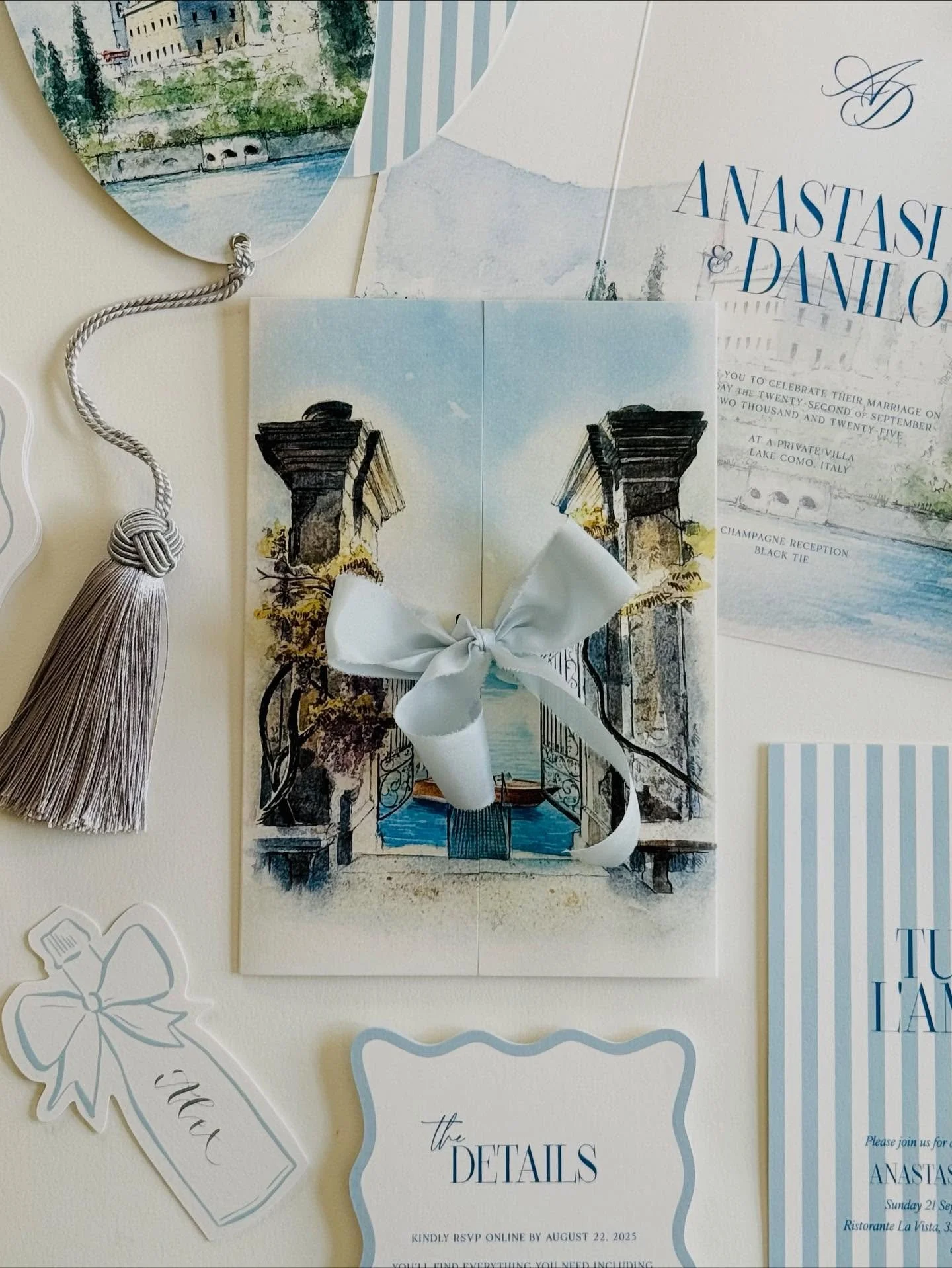 The magical gates of Villa Cipressi, Lake Como &mdash; a timeless setting for an unforgettable celebration✨ 

New stationery designs now available for this stunning venue, from luxury Save the Dates to elegant on-the-day details. Perfect for destinat