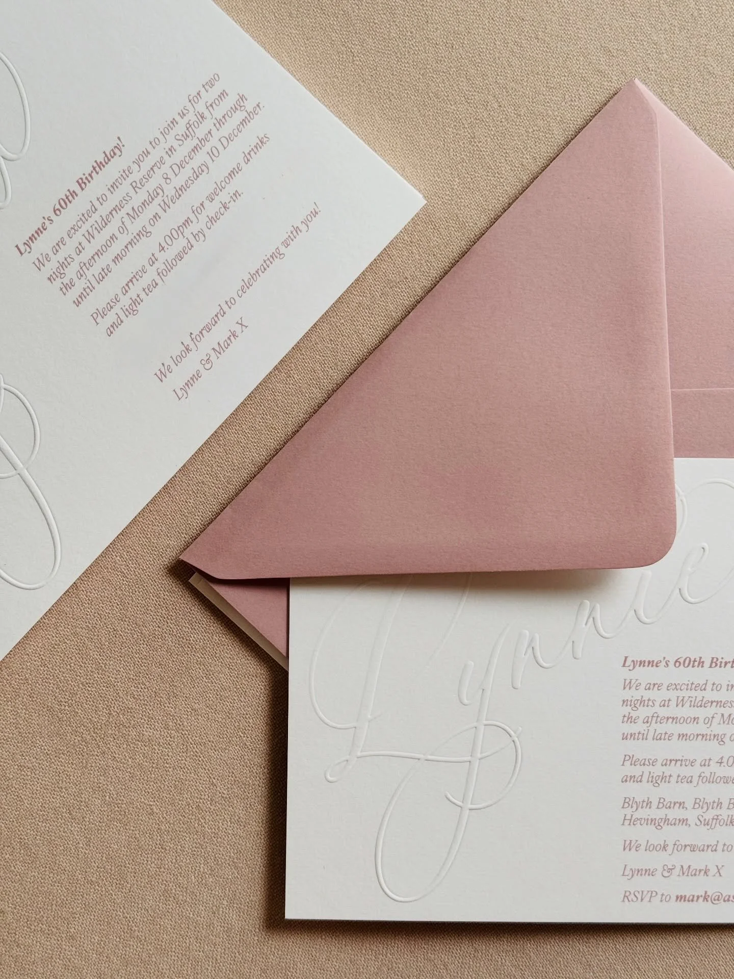 The prettiest embossed stationery for a special birthday celebration ✨ Elegant print finishes paired with soft dusty rose envelopes set the tone for a beautiful winter event. A perfect blend of luxury design and seasonal charm ❄️