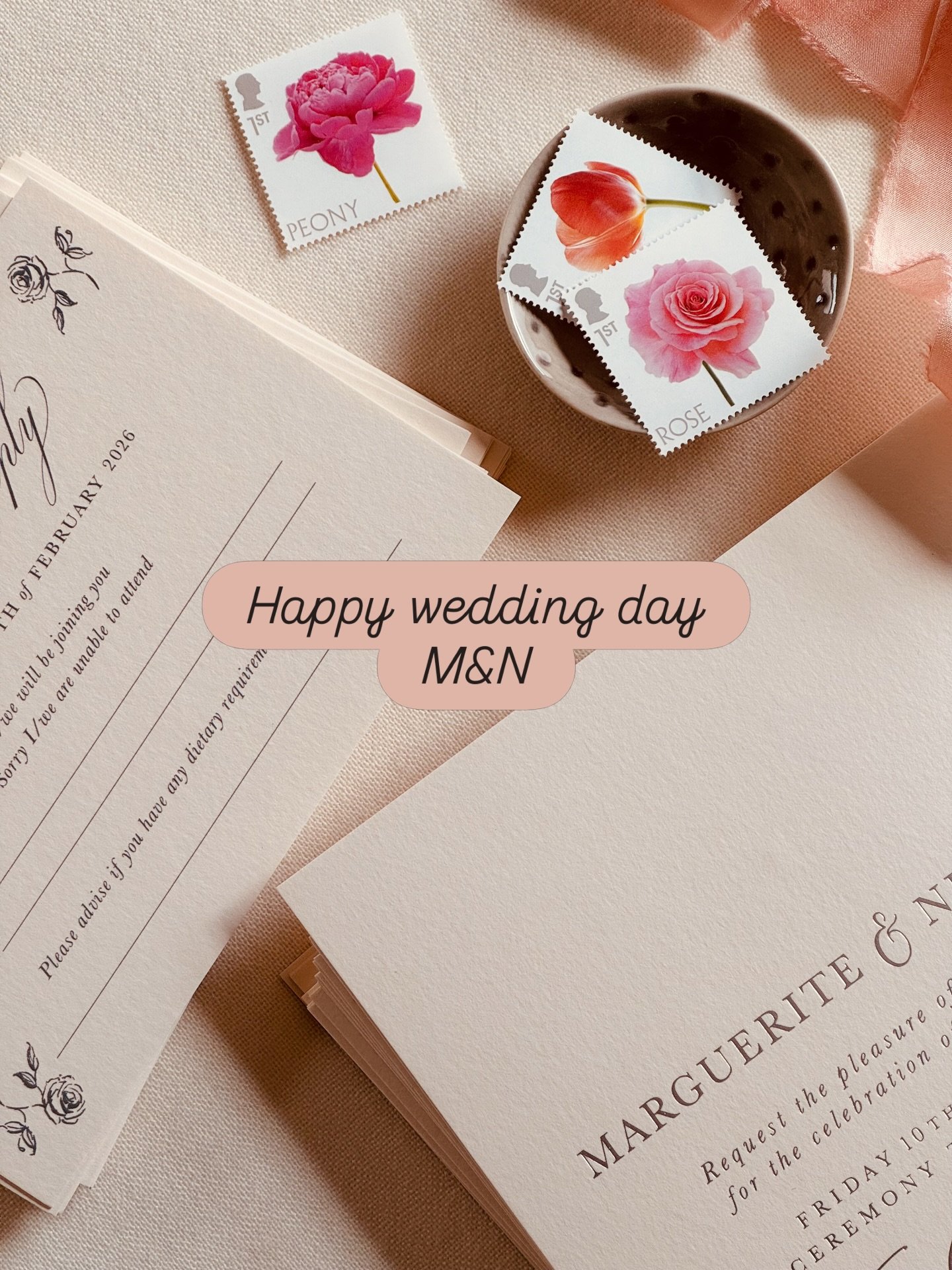 Happy wedding day to M&amp;N 🤍

Earlier this year, they got in touch to see if I could create their invitations for an intimate celebration at the beautiful Guild Chapel in Stratford-upon-Avon.

Inspired by the bride&rsquo;s dress, together we chose