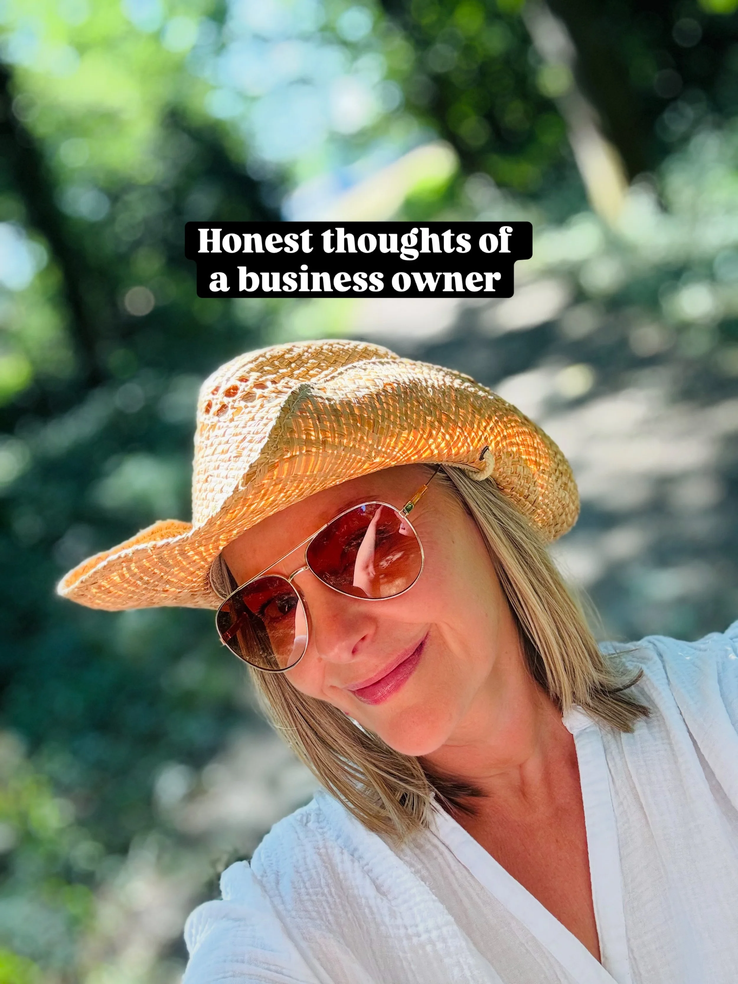 ✨ Choosing me to work with you on your wedding&mdash;always exciting!
✨ Seeing the finished result of everything come together after weeks or months of work&mdash;very special
✨ Overcoming client challenges, tight deadlines, shipping logistics and th