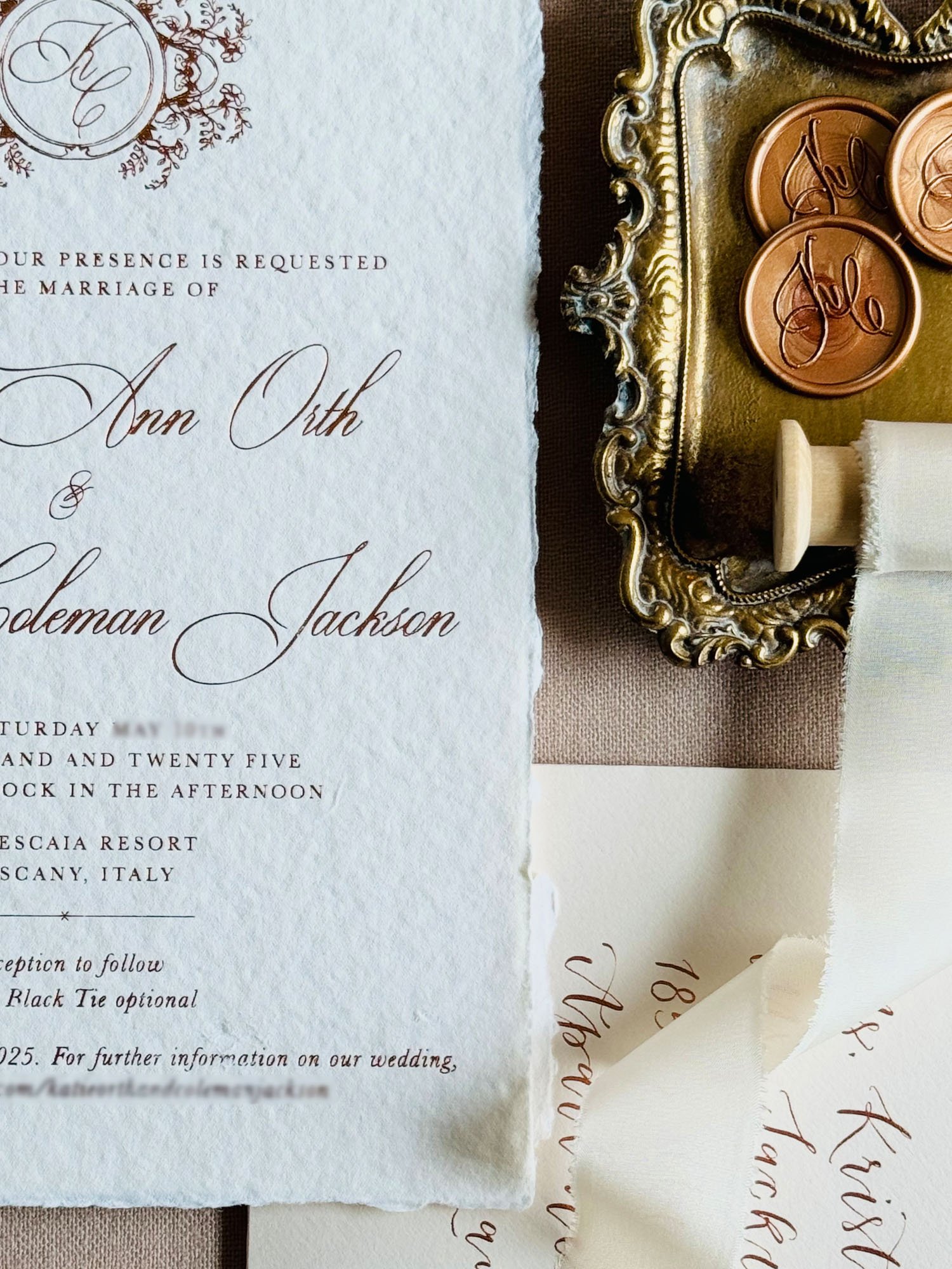 la_pescaia_tuscany_gold_foiled_wedding_invitations_9.jpg