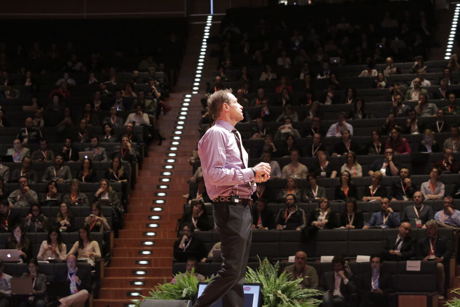 DMScott speaking 6.jpg