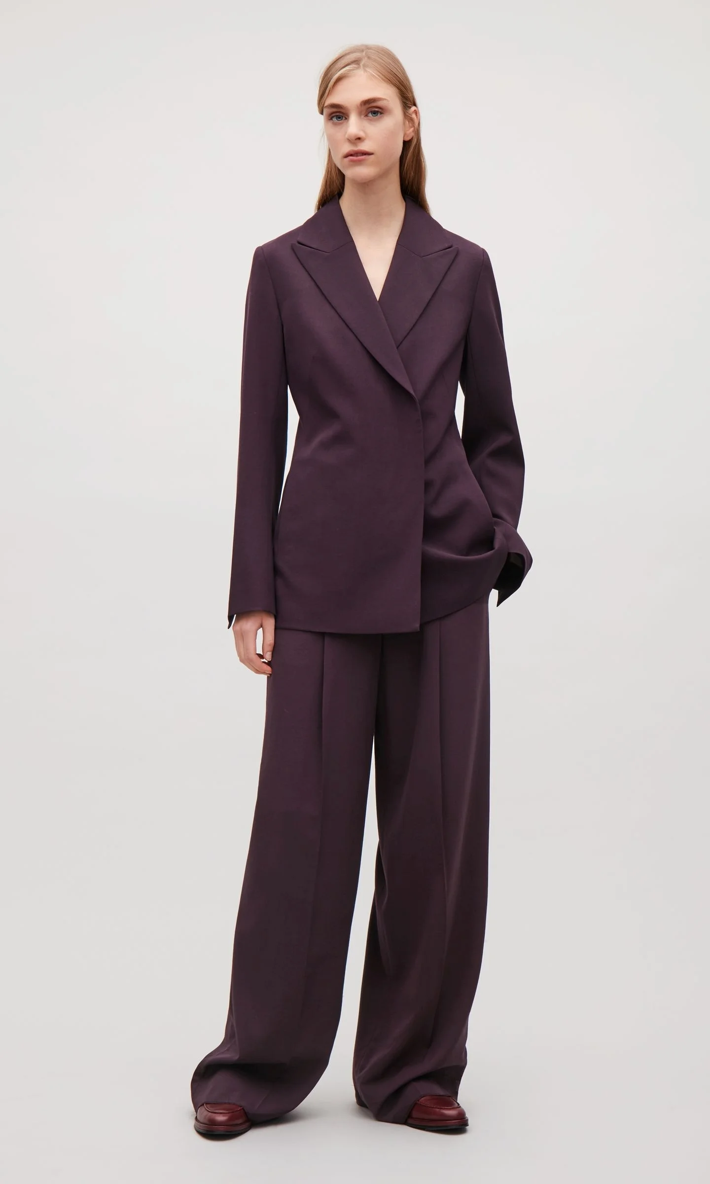 God I LOVE this suit, its feels and looks way more expensive than it is. Its COS Blazer is £150 trousers are £89 both are stunning as one pieces and actually with a bit of tailoring on the trouser hem, this will suit most body types. The colour is hugely versatile too, and will marry into most wardrobes as its not a glaring shade.