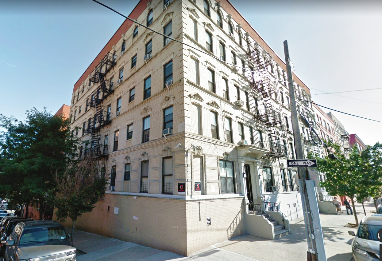 Brookhaven Apartments- Corner.png