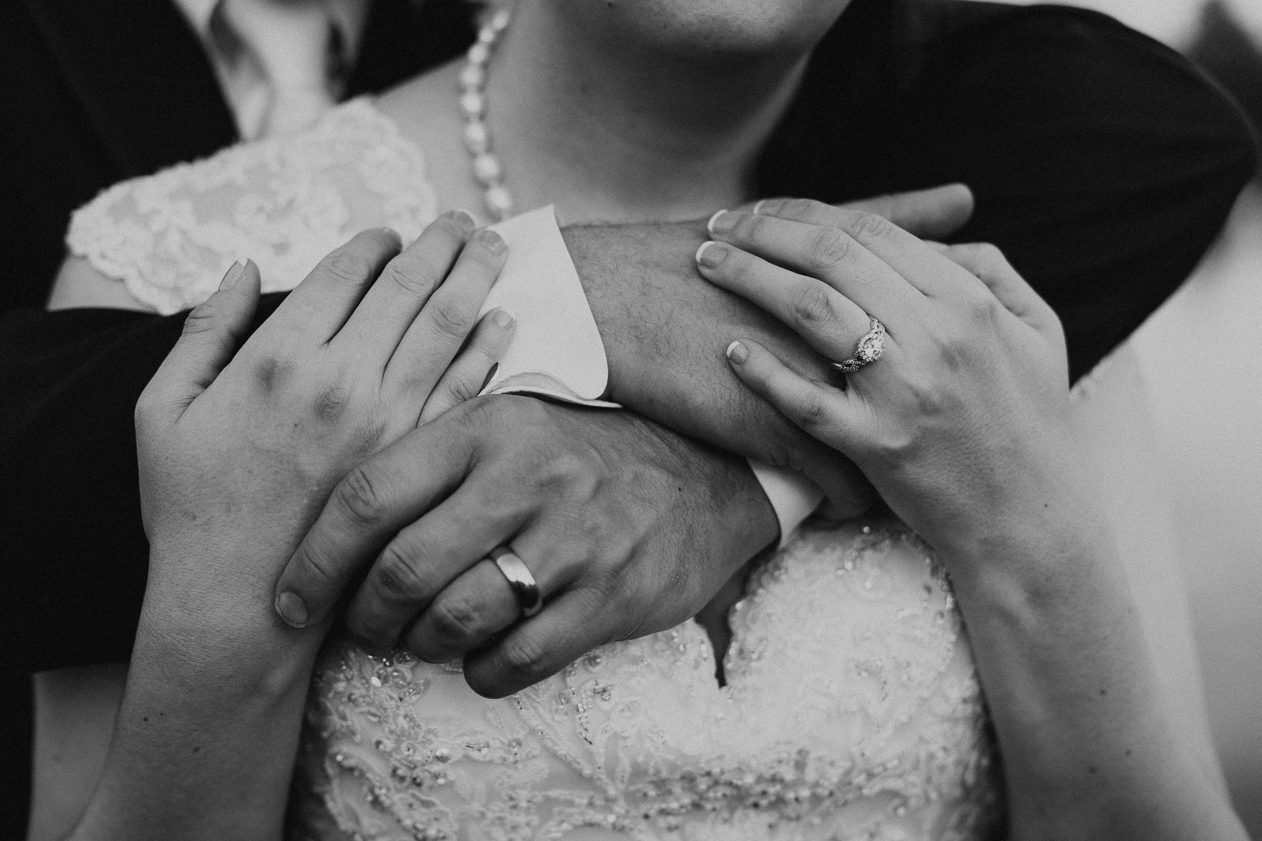 Romantic Appleton Wedding 26.jpg