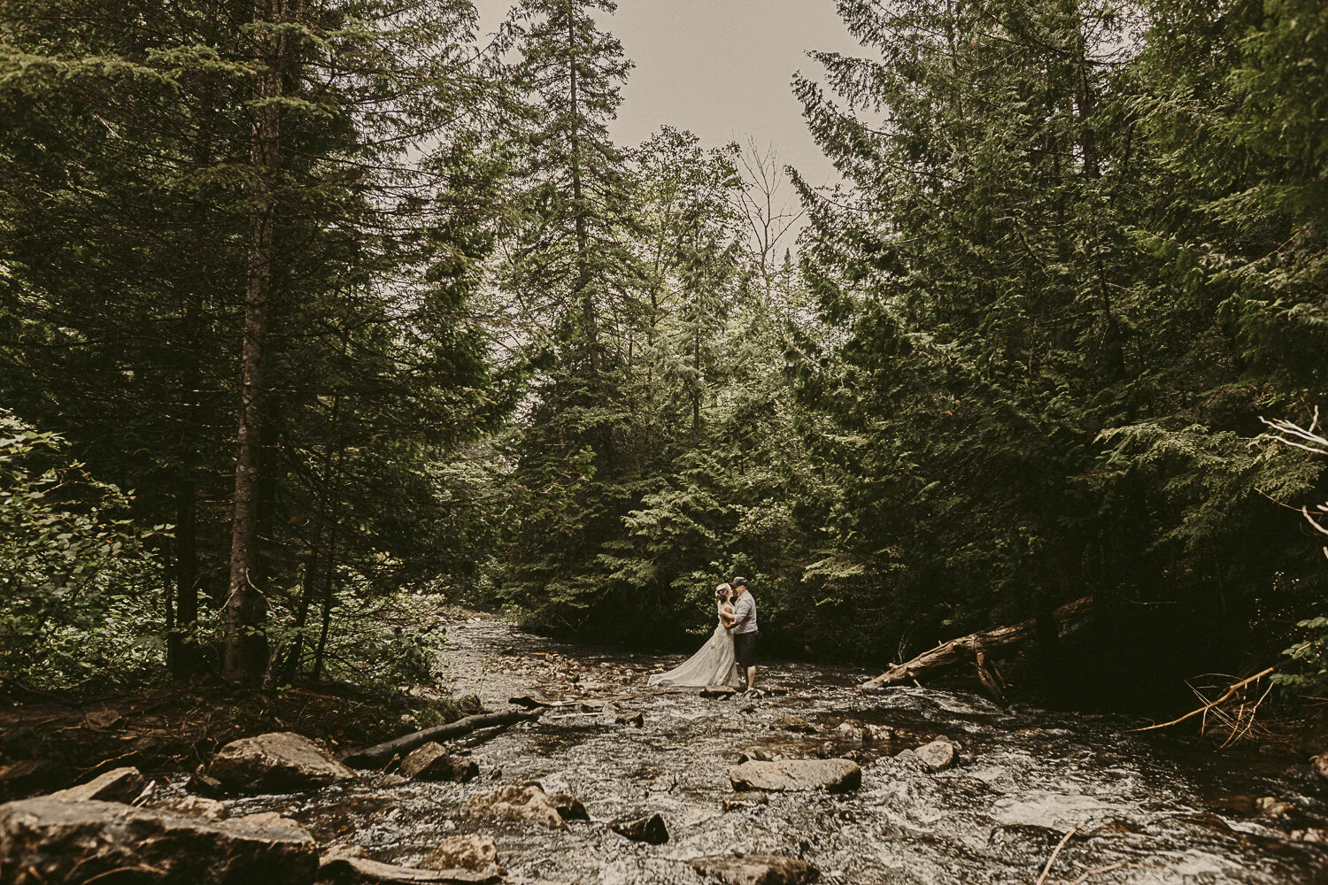 Niki-Andy-Michigan-Hiking-Elopement-Wedding21.jpg