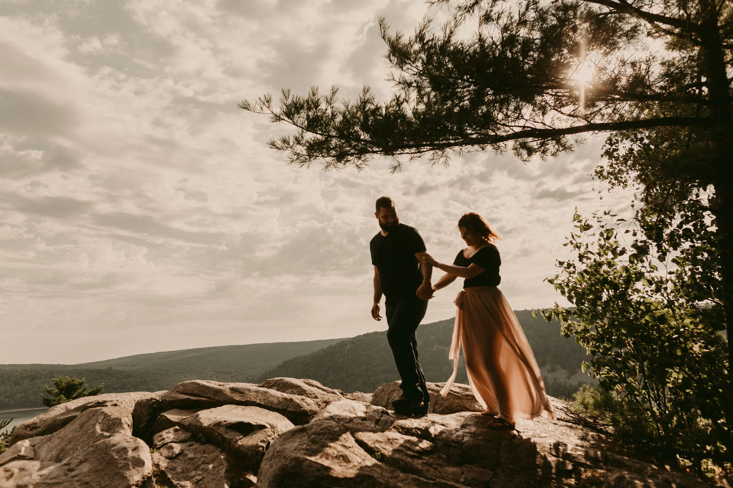 Devil's-Lake-Wisconsin-Engagement-Session-water-couple-session-4.jpg
